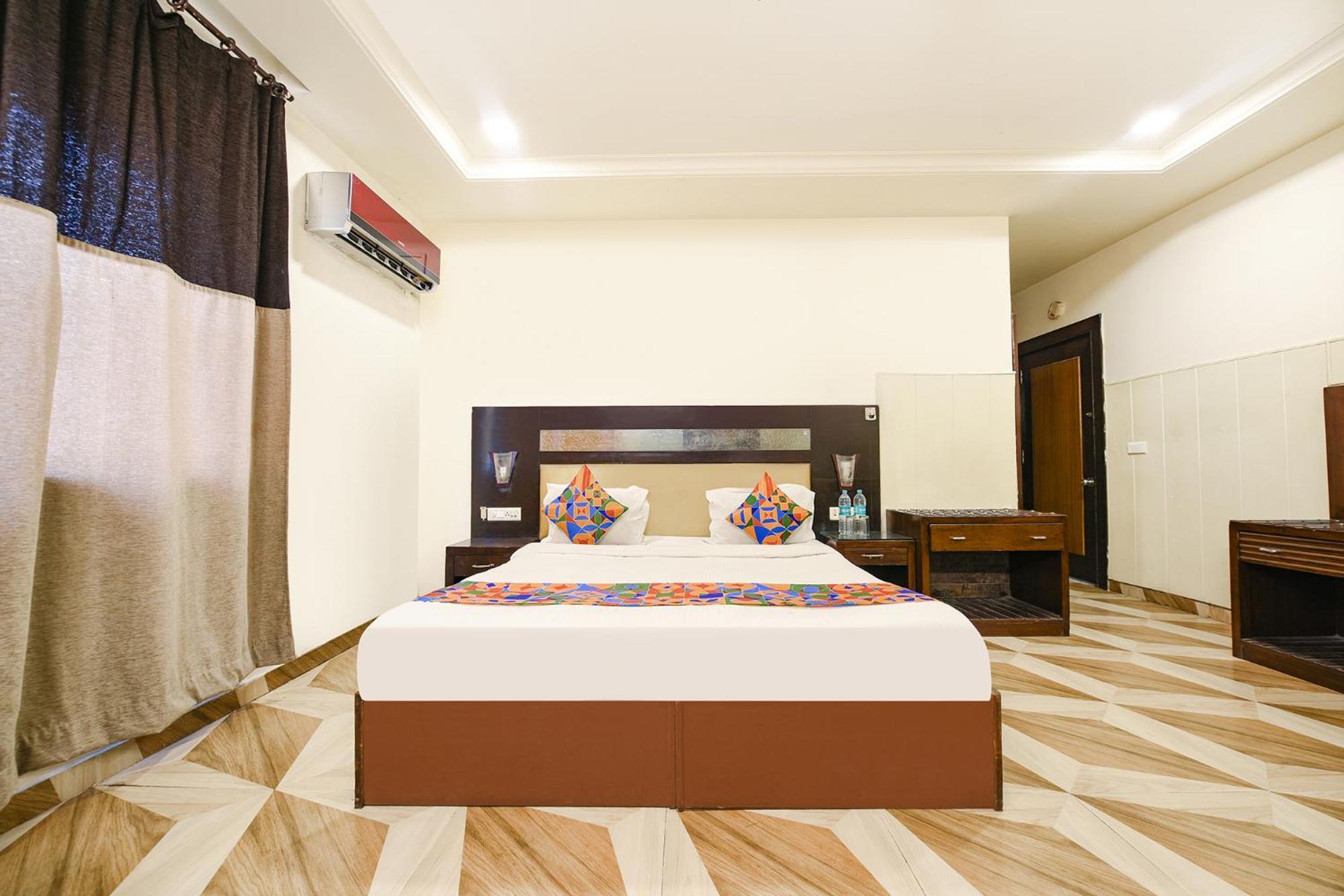 Fabhotel Grand Boutique New Delhi Exterior photo