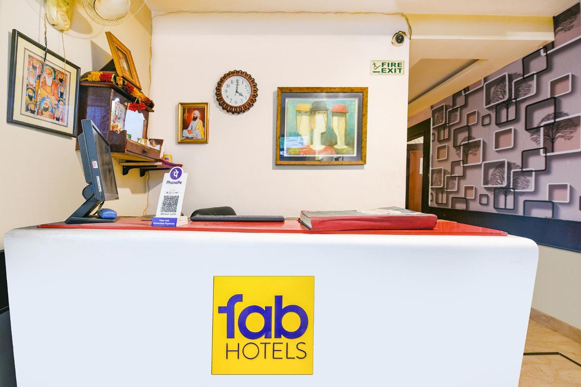 Fabhotel Grand Boutique New Delhi Exterior photo